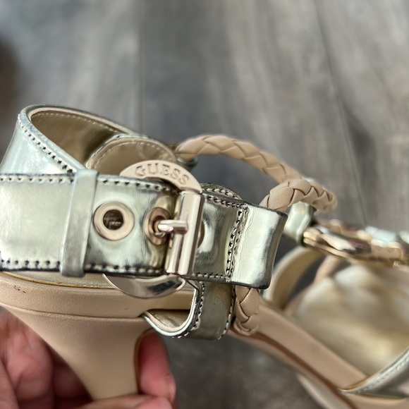 Guess nude gold heels - Picture 5 of 14